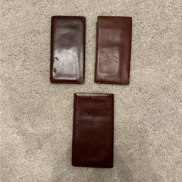 Bundle of Cartier Checkbook wallets in burgundy leather - Picture 2 of 6